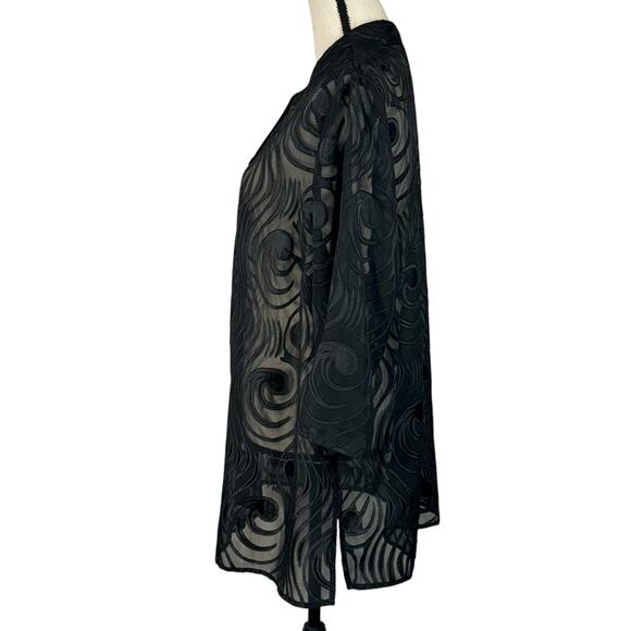 Maggie Barnes 0X-Large (16W) Top Button-Up Semi-Sheer Geometric 3/4 Sleeve Black - Picture 6 of 8